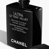 Ultra Le Teint Velvet Fondo De Maquillaje Efecto Unificador. Acabado Mate Aterciopelado - CHANEL - Banango Shop