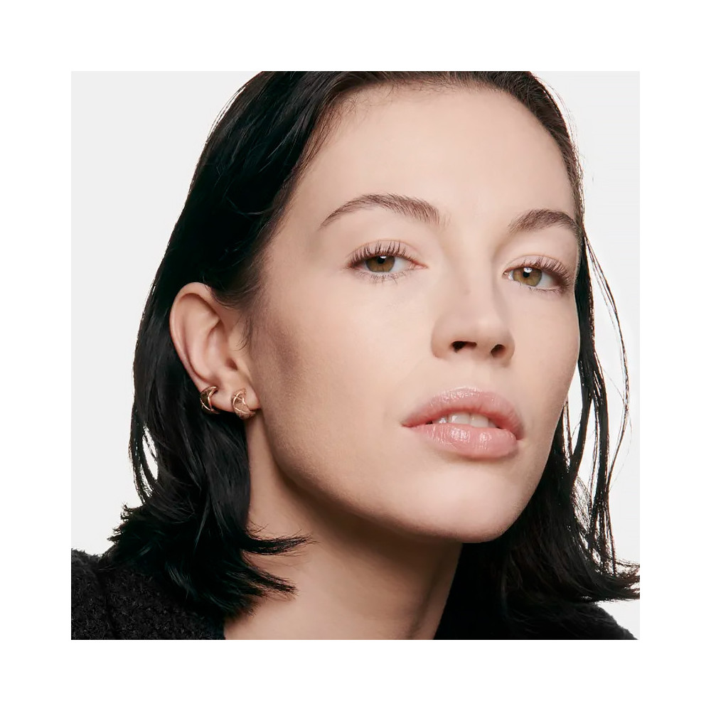 Ultra Le Teint Velvet Fondo De Maquillaje Efecto Unificador. Acabado Mate Aterciopelado - CHANEL - Banango Shop