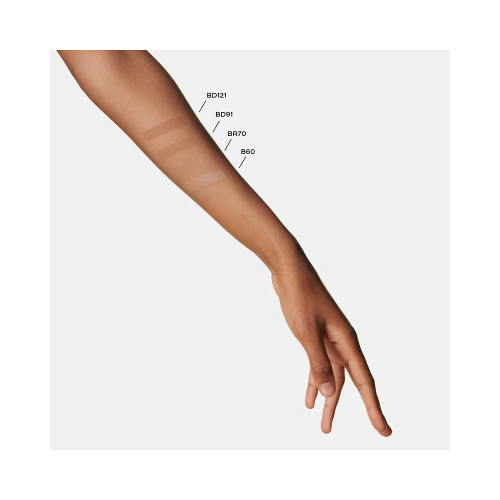 Ultra Le Teint Velvet Fondo De Maquillaje Efecto Unificador. Acabado Mate Aterciopelado - CHANEL - Banango Shop